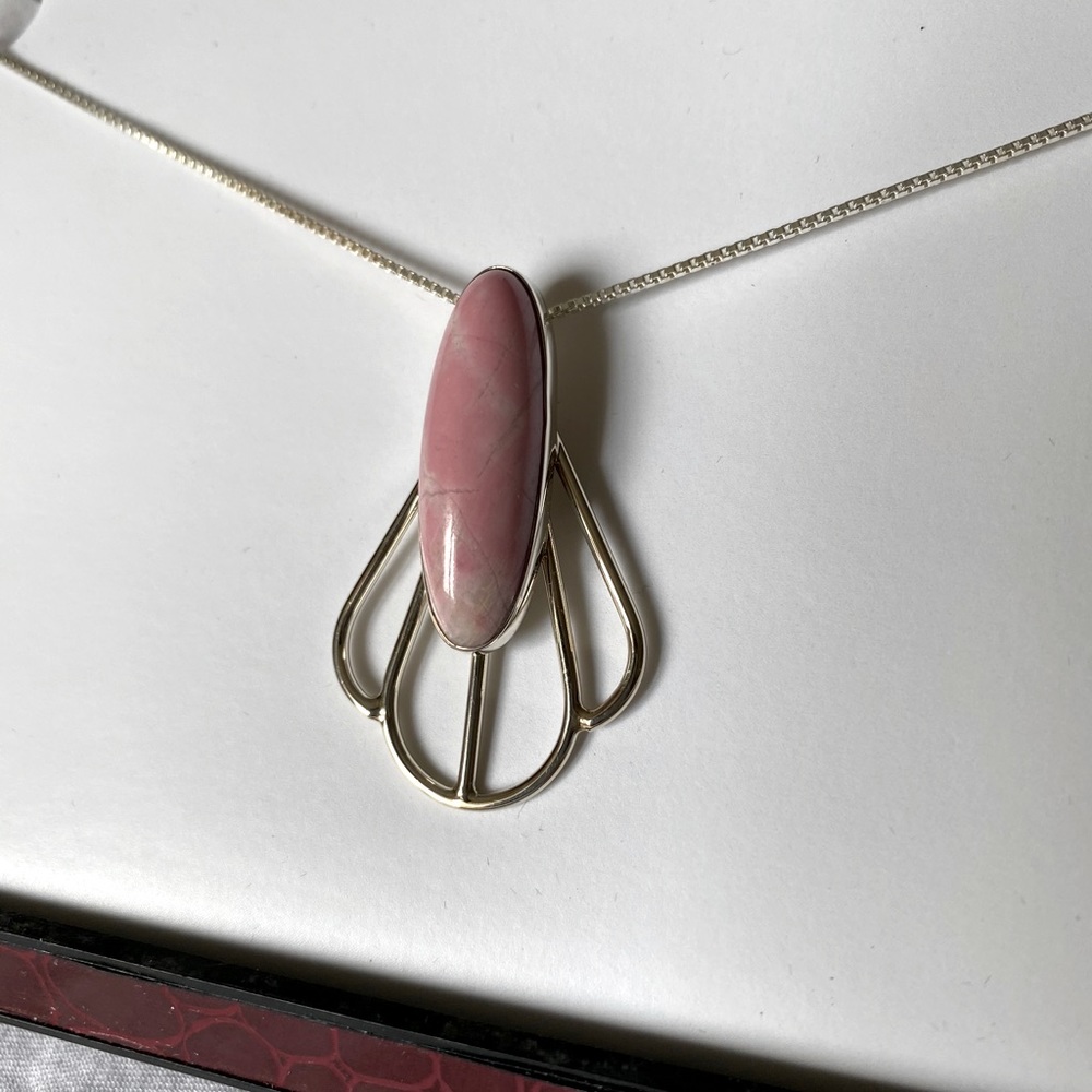 Rosy Pink Rhodonite 925 Silver pendant & chain
